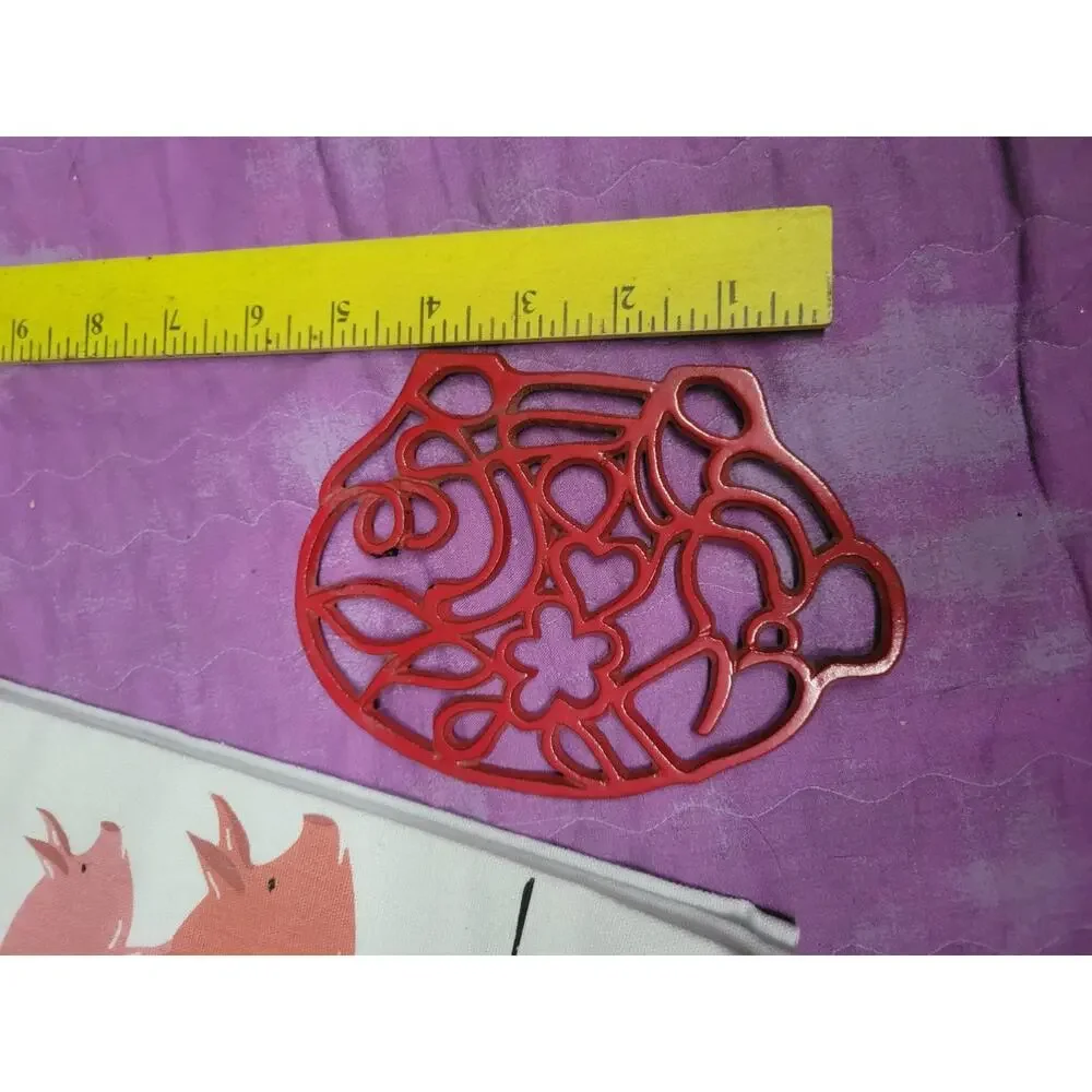 2 Quirky Kitchen Towels Don't Go Bacon My Heart Pig Dish Towels Red Cast Trivet